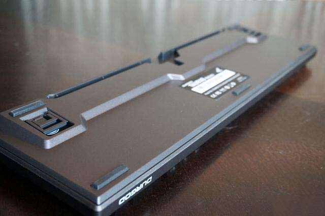強悍是本分，低調是本能，杜咖Taurus K310 RGB機械鍵盤上手