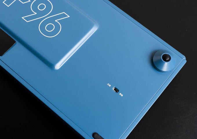 精簡布局，繽紛色彩—IQUNIX F96系列機械鍵盤體驗