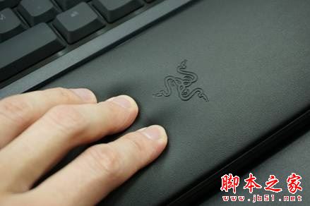 勝過機械鍵盤？ Razer雨林狼蛛幻彩版鍵盤體驗！