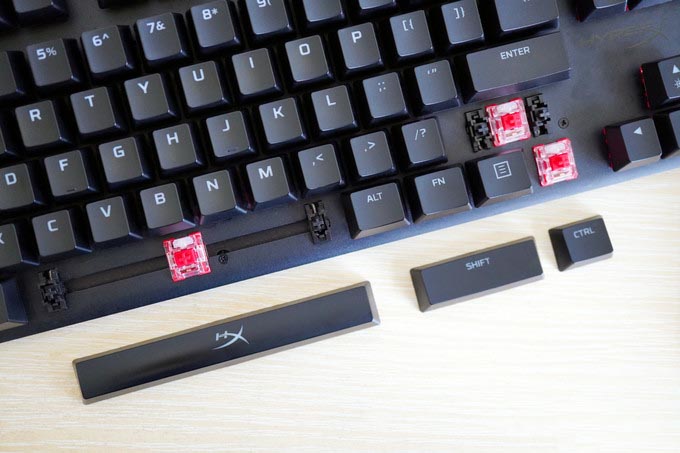 輕質反饋快，光效“誠”會玩——HyperX阿洛伊起源競技版紅軸鍵盤