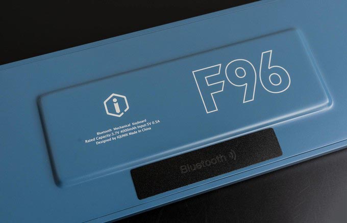 精簡布局，繽紛色彩—IQUNIX F96系列機械鍵盤體驗