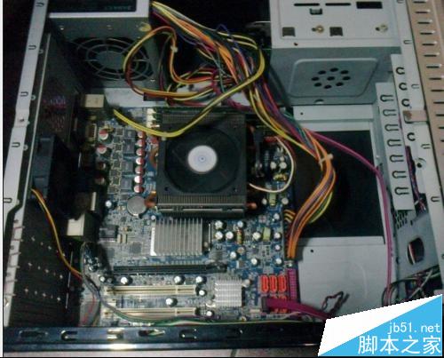 電腦CPU溫度過高經常死機怎么辦