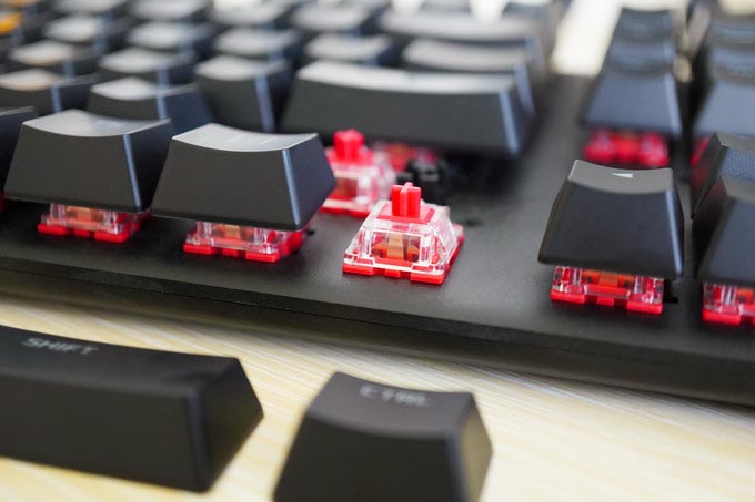 輕質反饋快，光效“誠”會玩——HyperX阿洛伊起源競技版紅軸鍵盤