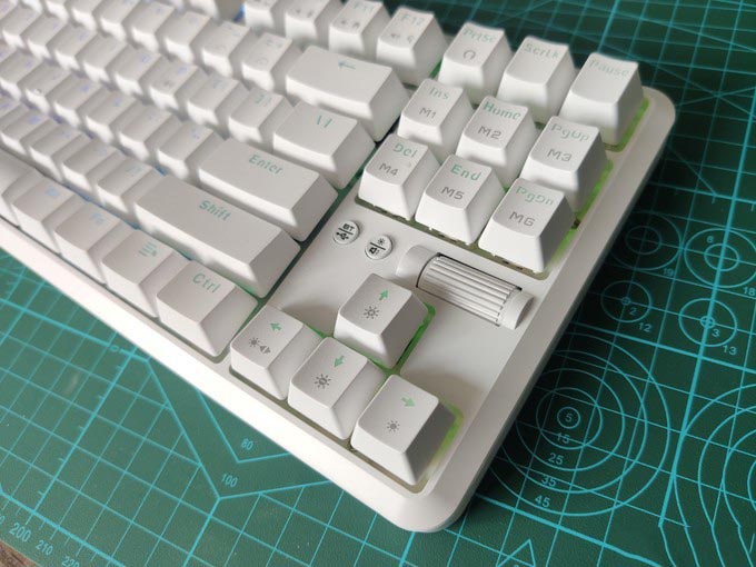 國民生產力工具好貨——黑爵K870T藍牙機械鍵盤無線雙模87鍵