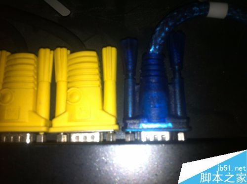 一臺顯示器連接多臺電腦
