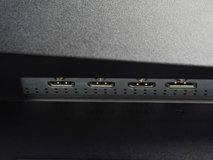 55寸巨屏顯示器 你家的主機已經按捺不住了！ 