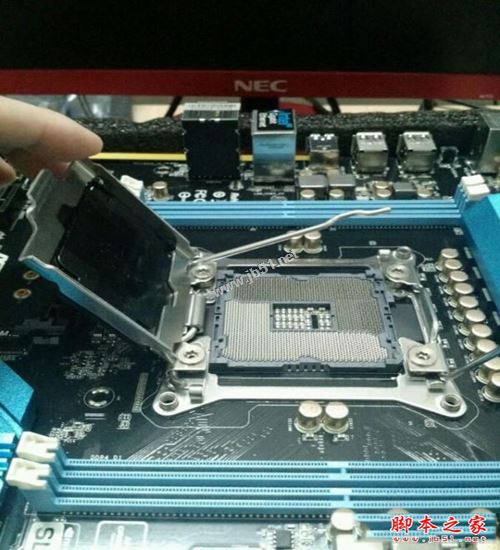 DIY電腦裝機教程: 新手裝機圖文教程詳解