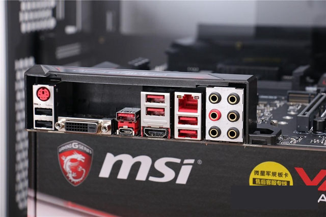 全側透DIY裝機實錄 i7-7700K配RX580組裝電腦教程