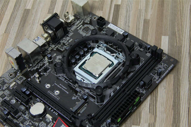 史上最詳細DIY裝機教程：圖文加視頻 看完秒懂