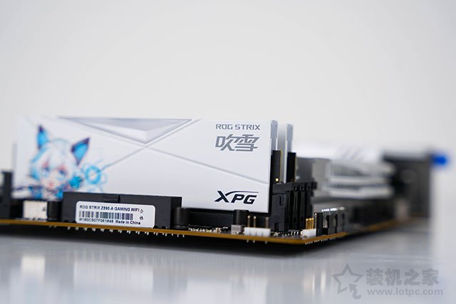 高顏值雪武戰姬純白主題，i7 11700K配RTX3070水冷主機方案