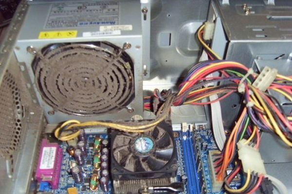 電腦反應慢/電腦運行卡是什么原因？