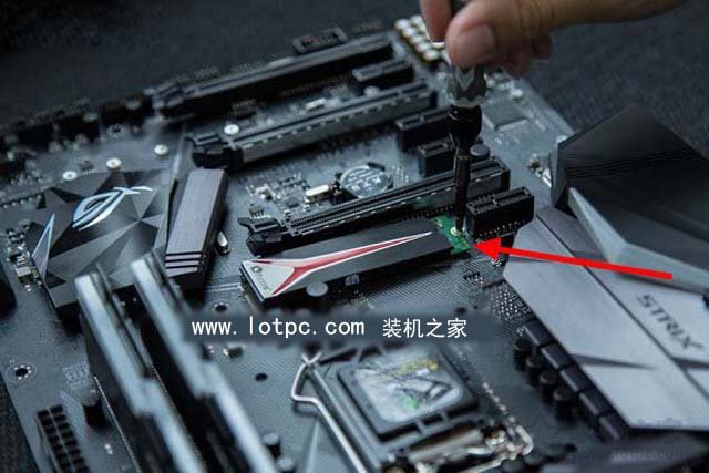 自己如何安裝M.2固態硬盤？臺式機與筆記本電腦安裝M.2 SSD圖文教程
