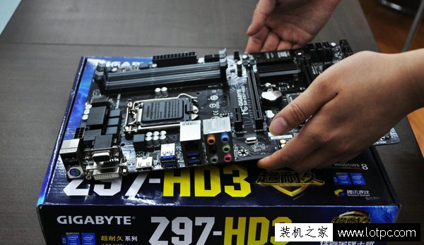 電腦組裝教程之裸機點亮 再將DIY硬件裝入主機箱