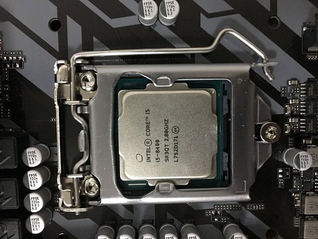 自己組裝電腦教程：DIY小白裝機最新最詳細的臺式電腦組裝教程圖解