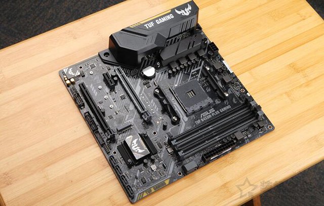 擺脫了主機同質化 三代銳龍R7-3700X搭配RX5700獨顯3A平臺電腦配置
