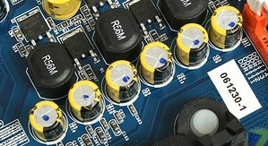 富士通R5級固態電容