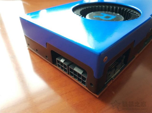 AMD Radeon Pro WX8200專業圖形顯卡評測 對比Quadro P5000