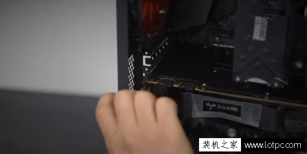 水冷顯卡如何安裝？一體式水冷顯卡安裝圖文教程