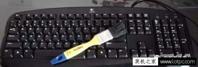 電腦鍵盤用太久竟然這么臟！不會清理怎么行？