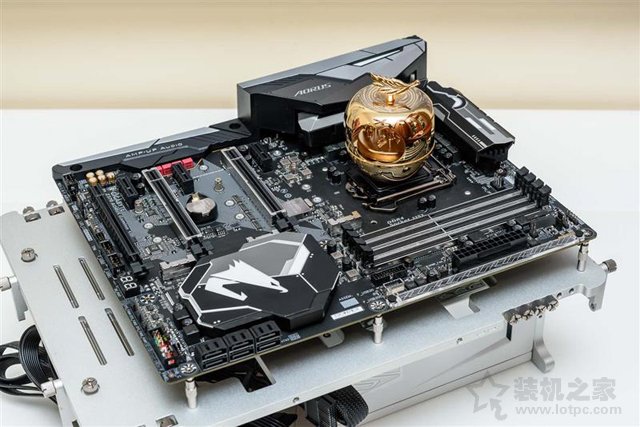 RTX 2070顯卡怎么樣？RTX 2070對比GTX1080性能測試對比測評