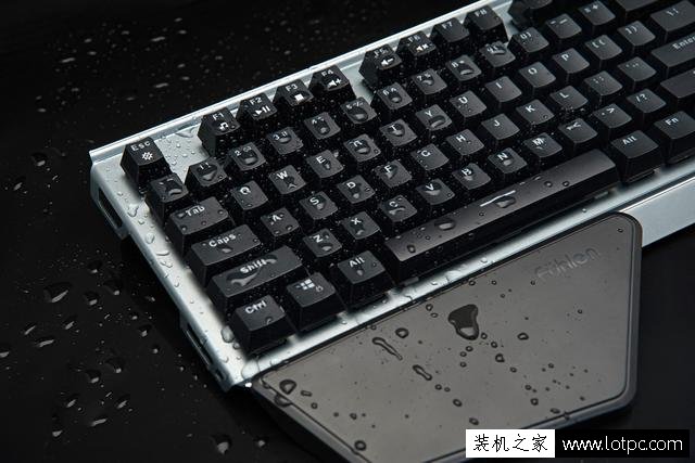 機械鍵盤臟了怎么清理？教你如何清理機械鍵盤的方法