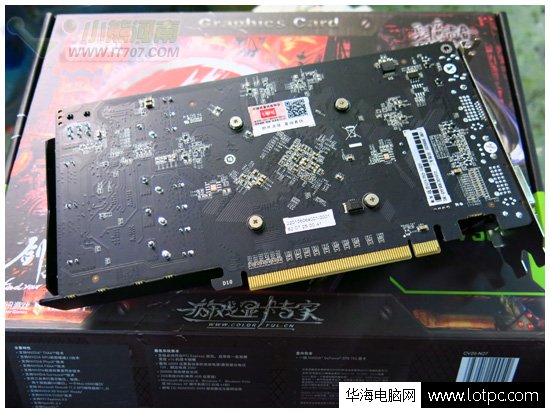 七彩虹戰斧GTX750-1GD5顯卡背面