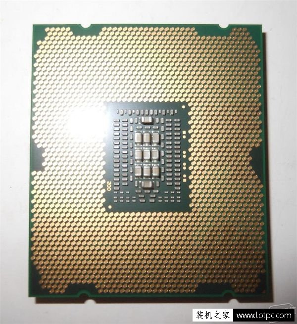 intel CPU接口為什么頻繁更換 這事與AMD有關？