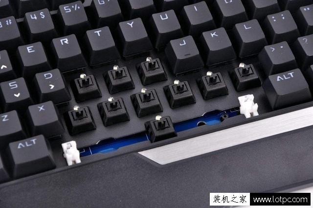 機械鍵盤和普通薄膜鍵盤的差異以及選購知識