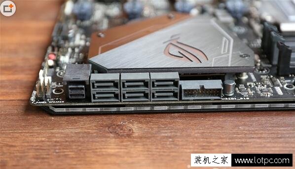 AMD Ryzen ThreadRipper 1950X搭配什么主板和顯卡比較好呢？