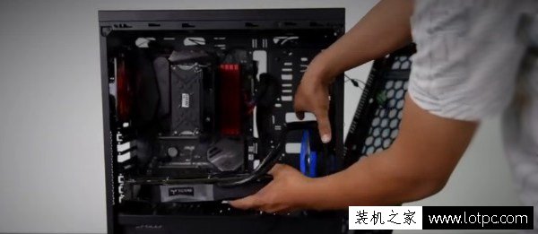 水冷顯卡如何安裝？一體式水冷顯卡安裝圖文教程