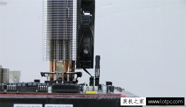 電腦散熱硅脂怎么涂？CPU涂硅脂注意事項及CPU涂硅脂教程圖解