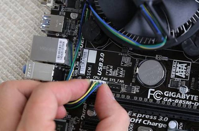 電腦主板上CPU_FAN、SYS_FAN、CHA_FAN、CPU_OPT接口知識科普