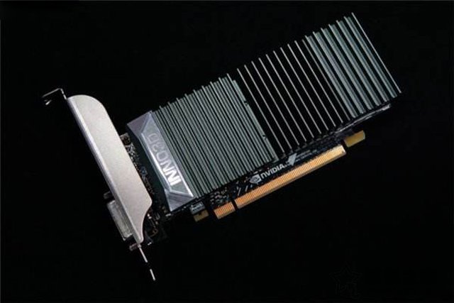 銳龍Ryzen3 2200G內置Vega 8相當于什么顯卡？對比UHD630性能測試