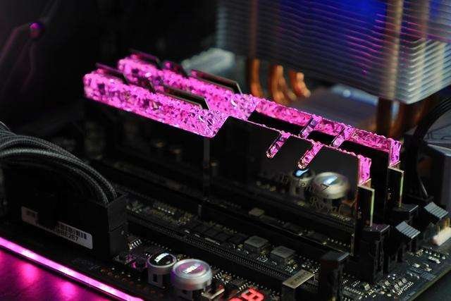 內存知識：電腦內存時序是什么意思呢？內存時序高好還是低好？