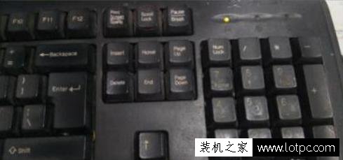 電腦開機顯示器不顯示？教你如何快速判斷是顯示器還是主機問題！
