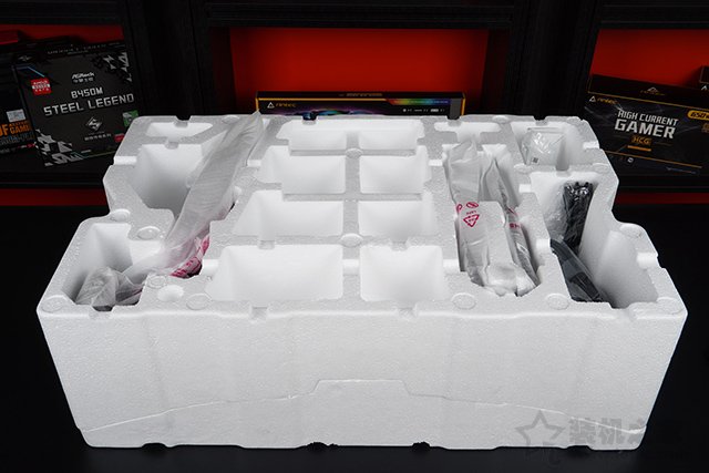 螞蟻電競戰煌（ANT32VQC）新品顯示器開箱入手體驗！