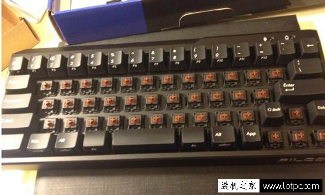 機械鍵盤和普通薄膜鍵盤的差異以及選購知識
