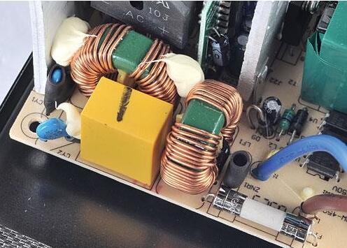 帶你認識PC電源內部的元器件