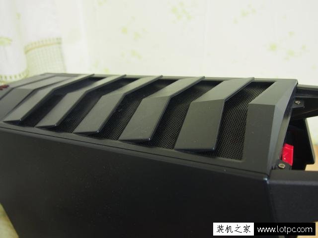 微星（MSI）宙斯盾鈦Aegis Ti-012CN游戲臺式電腦主機性能評測