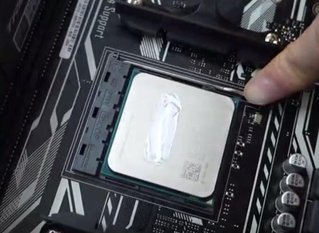 AMD CPU怎么安裝？AMD銳龍處理器與主板安裝圖解教程
