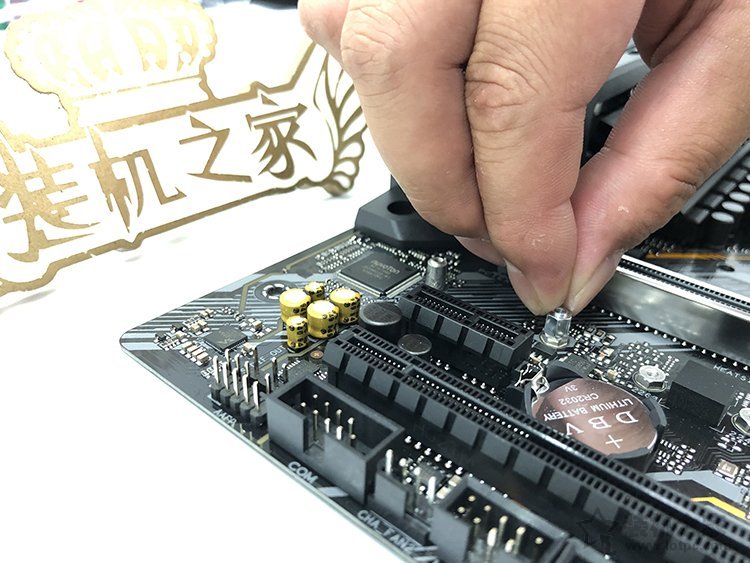 系統怎么從機械硬盤移到固態？機械硬盤遷移系統到固態硬盤教程