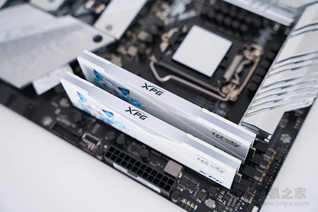 高顏值雪武戰姬純白主題，i7 11700K配RTX3070水冷主機方案