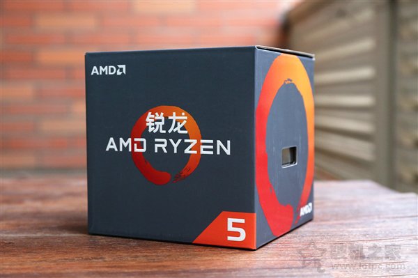 AMD全新二代銳龍Ryzen5 2600X盒裝自帶CPU散熱器嗎？