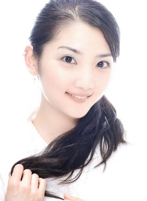 photoshop為mm美唇教程（大嘴變小嘴)_網頁設計webjx.com整理