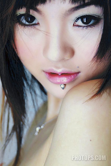 photoshop曲線調色:偏藍色照片恢復正常_webjxcom