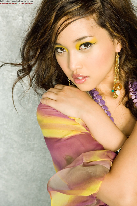 photoshop調色教程：性感美女靚麗質感肌膚webjx