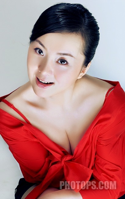 photoshop教程:美女照片偏藍色怎么辦?_webjxcom